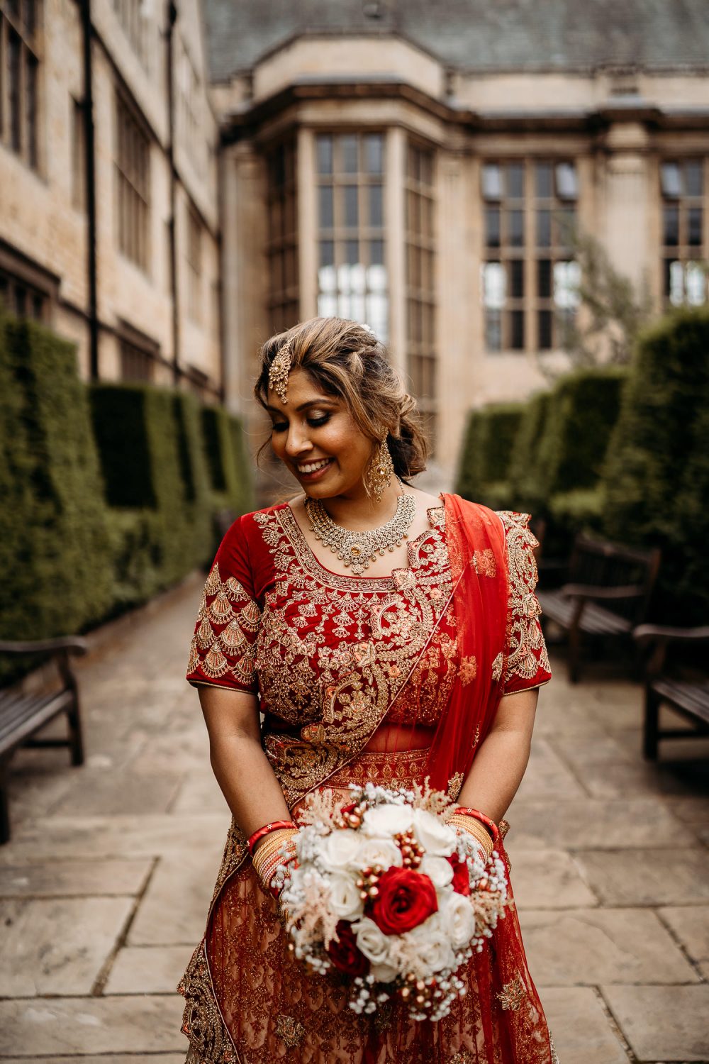 asian bride portrait in uppingham chapel