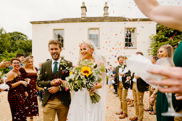 ROMANTIC AND STYLISH WEDDING IN COTSWOLDS – KATIE AND MATT