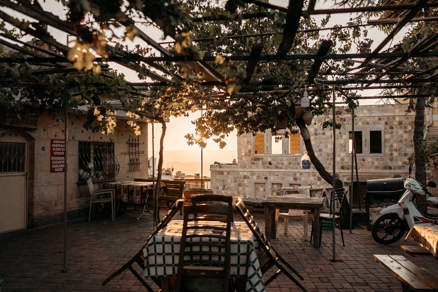 DESTINATION ELOPEMENT WEDDING INSPIRATION IN CAPPADOCIA, TURKEY ...