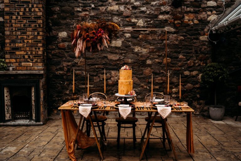 ROMATIC LUXE COLOUR PALLETTE AT RADNOR ROOMS, BRISTOL – WEDDING INSPIRATION